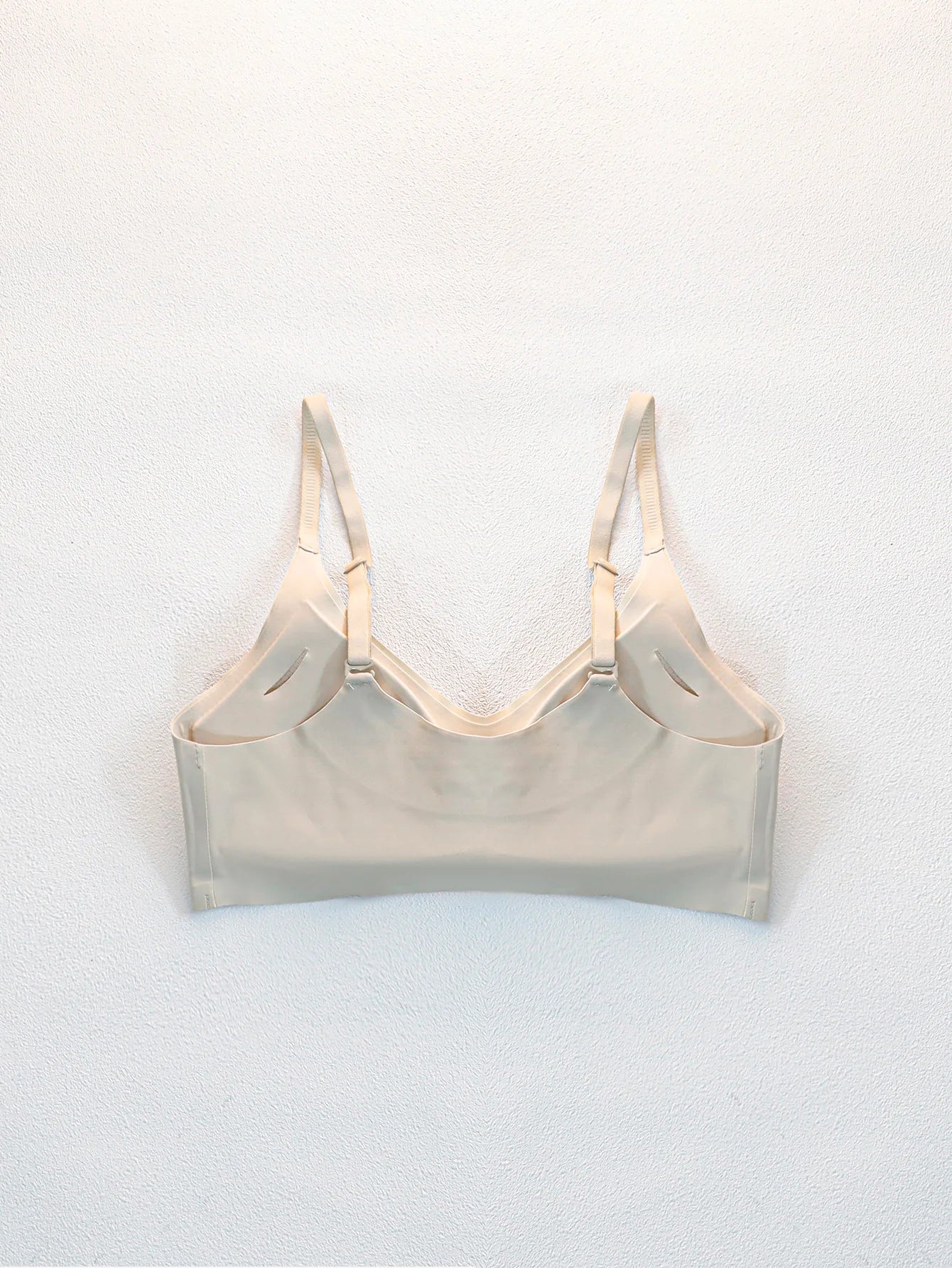 IZu™ – Le soutien-gorge seconde peau, sans armature ni compromis