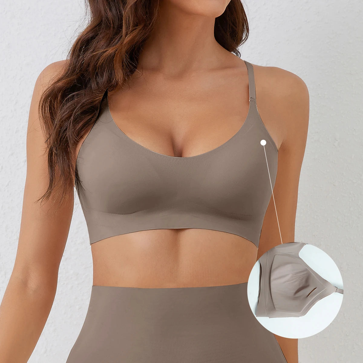 IZu™ – Le soutien-gorge seconde peau, sans armature ni compromis