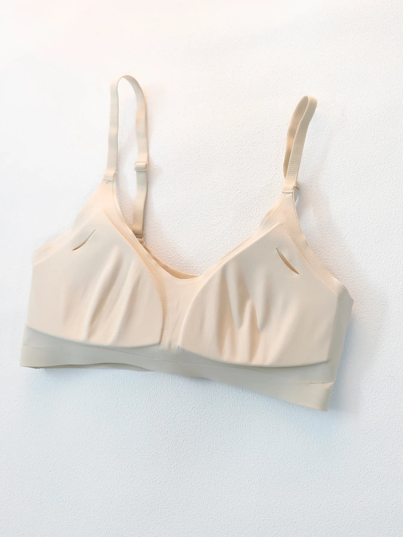 IZu™ – Le soutien-gorge seconde peau, sans armature ni compromis